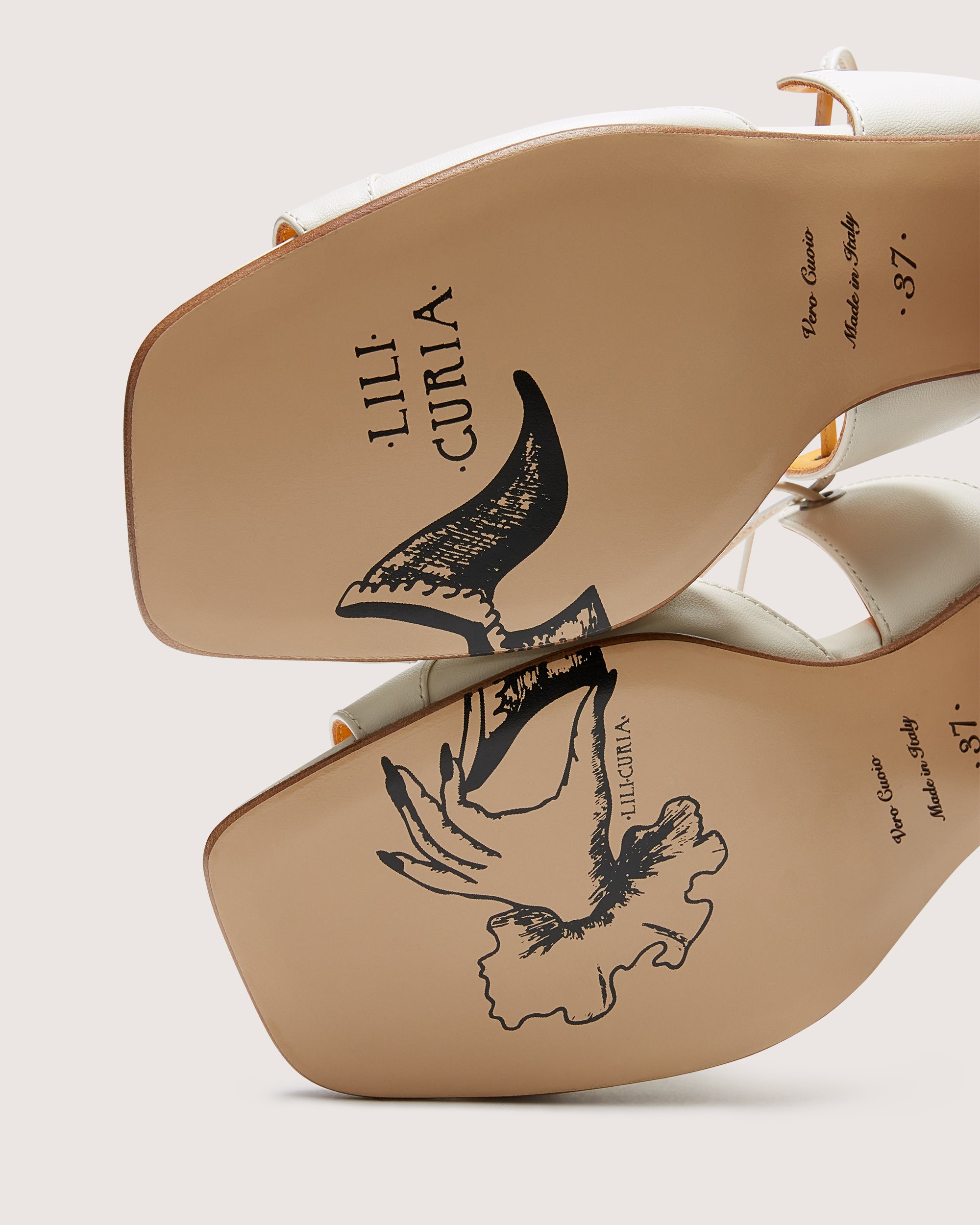 Faye Sandal