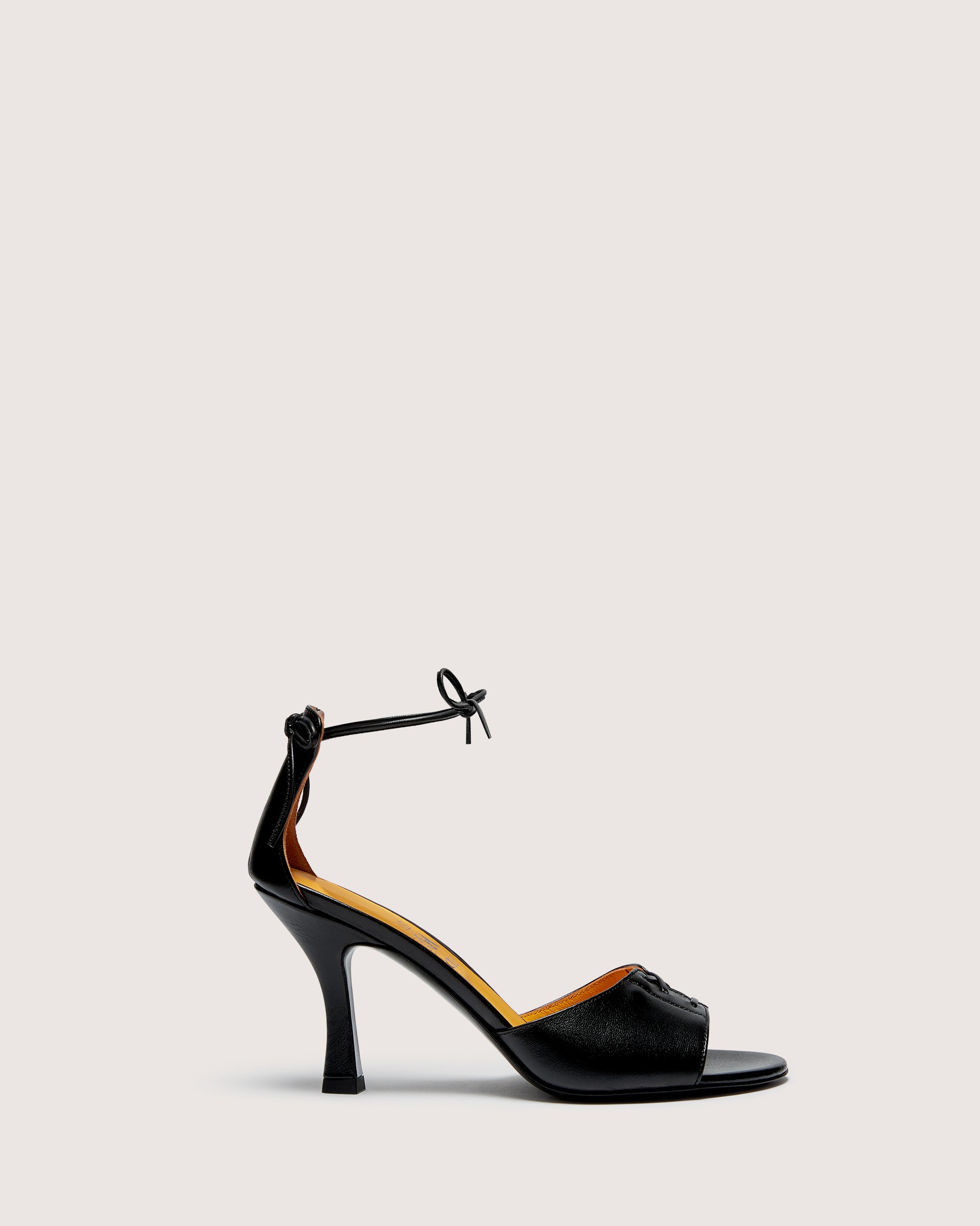 Dita Sandal