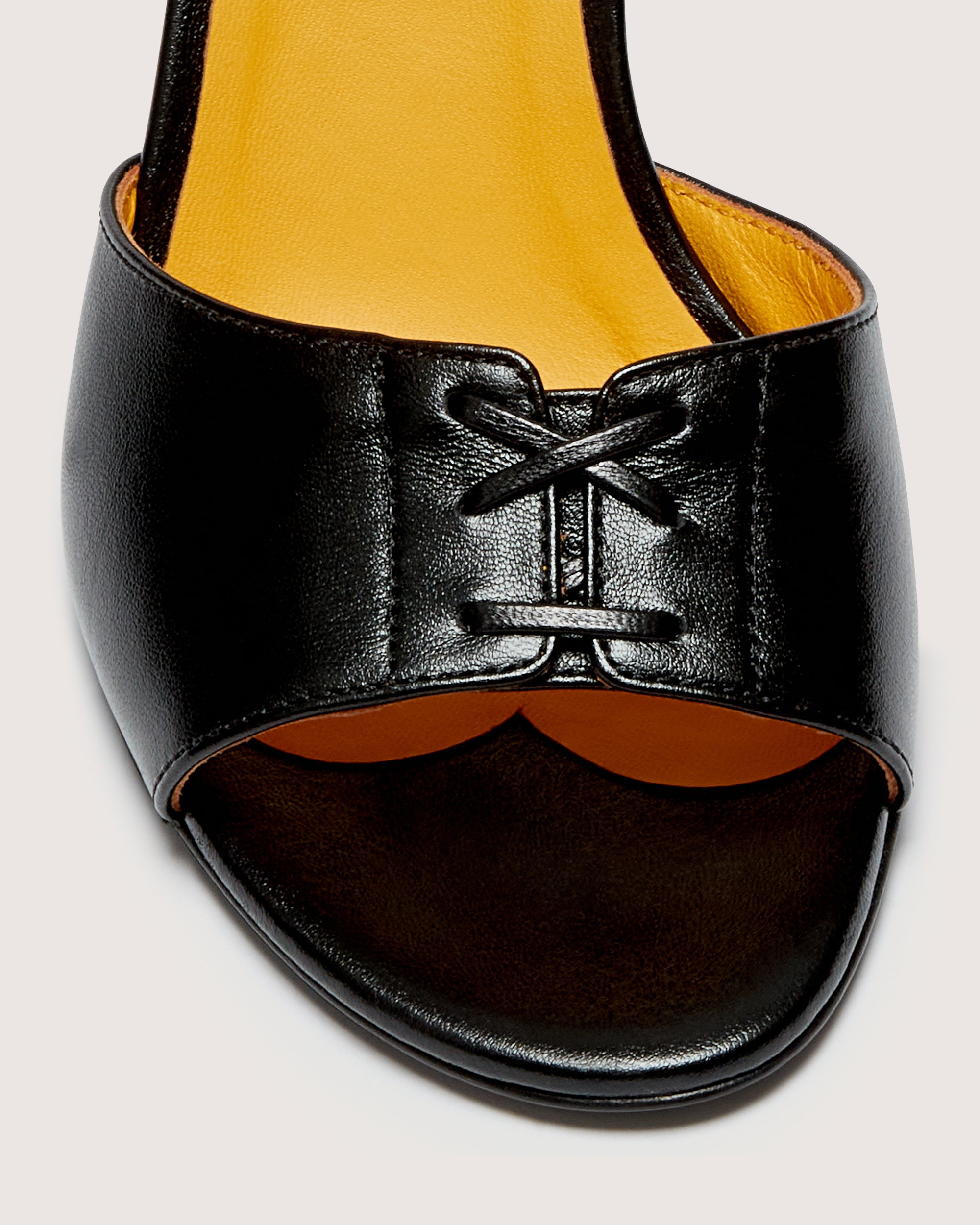 Dita Sandal