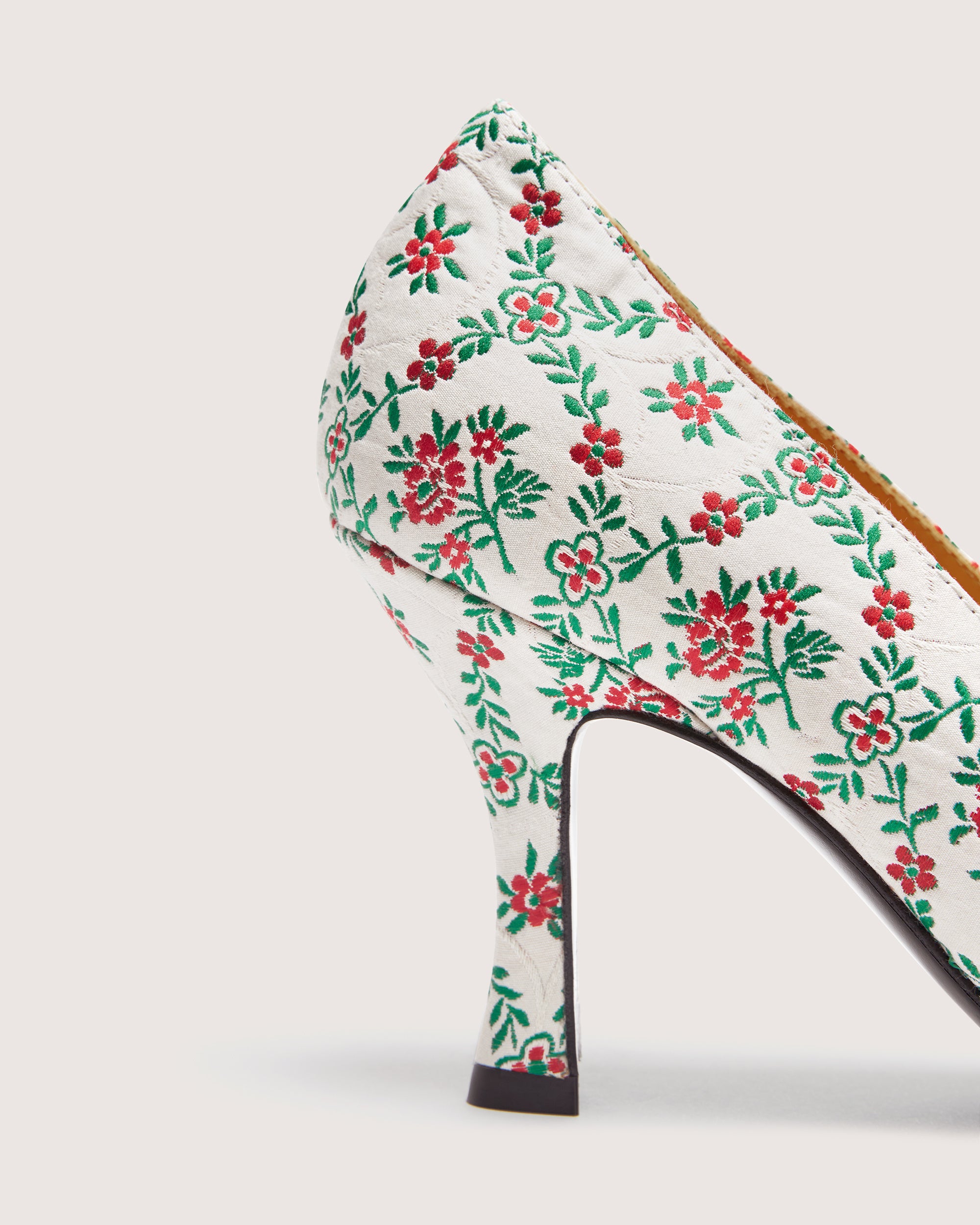 Babette Pump