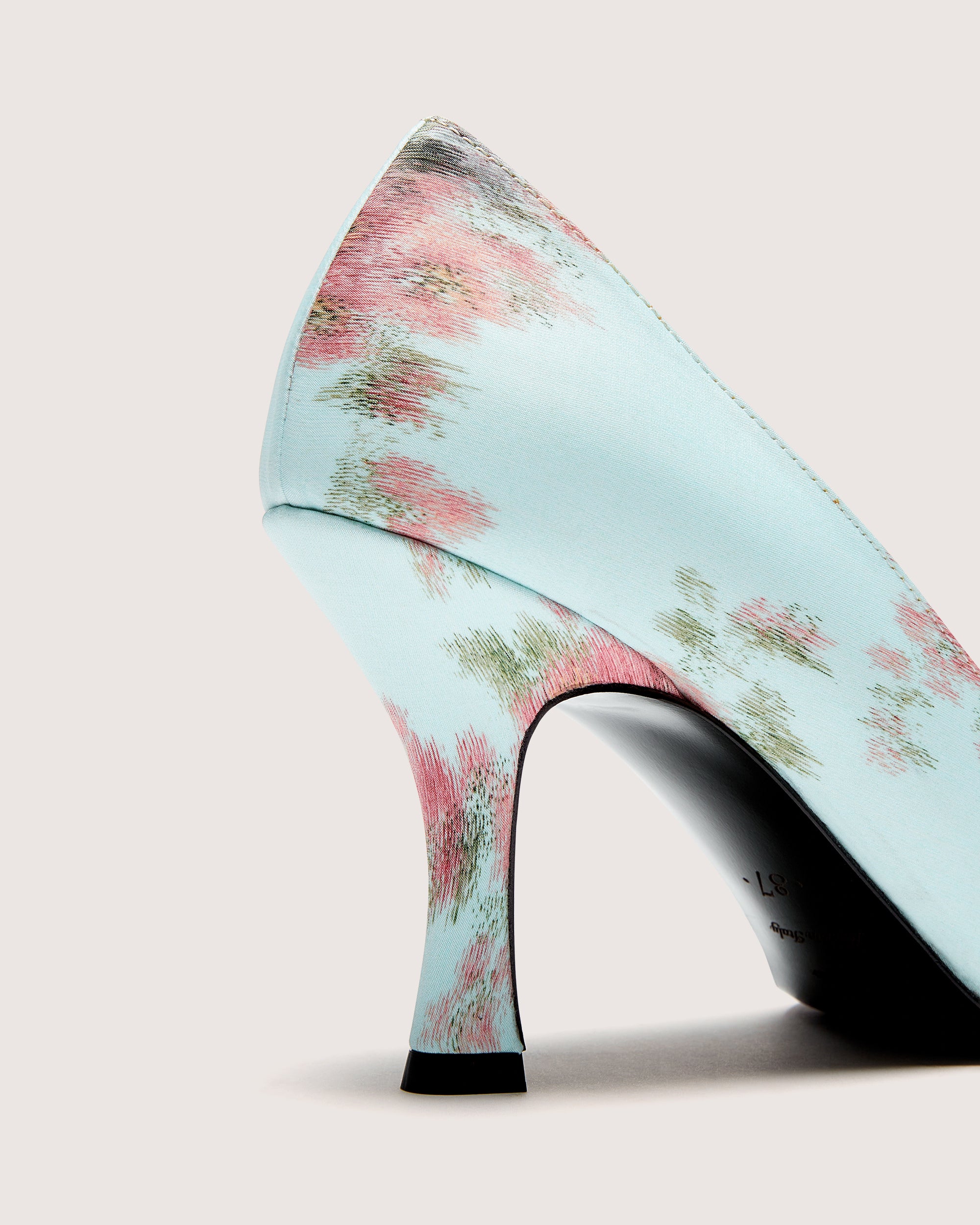 Babette Pump
