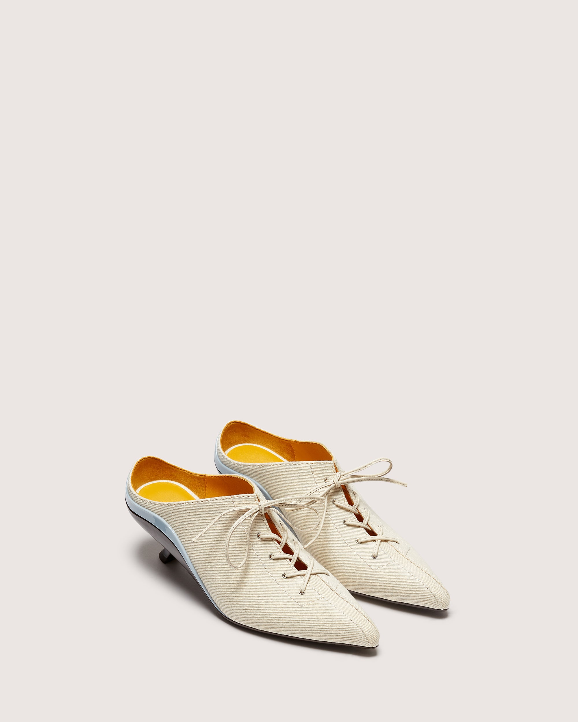 Victoria Mule