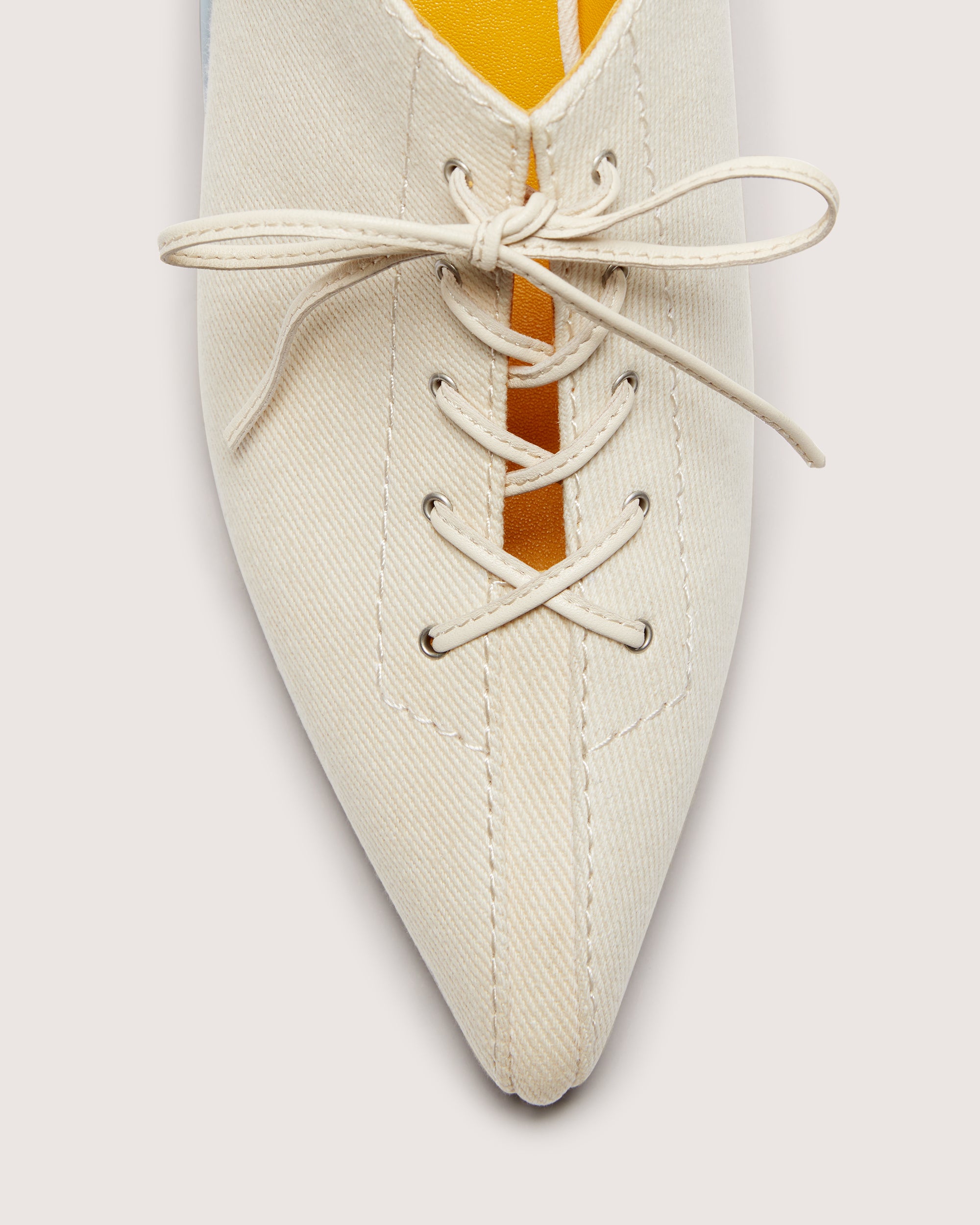 Victoria Mule