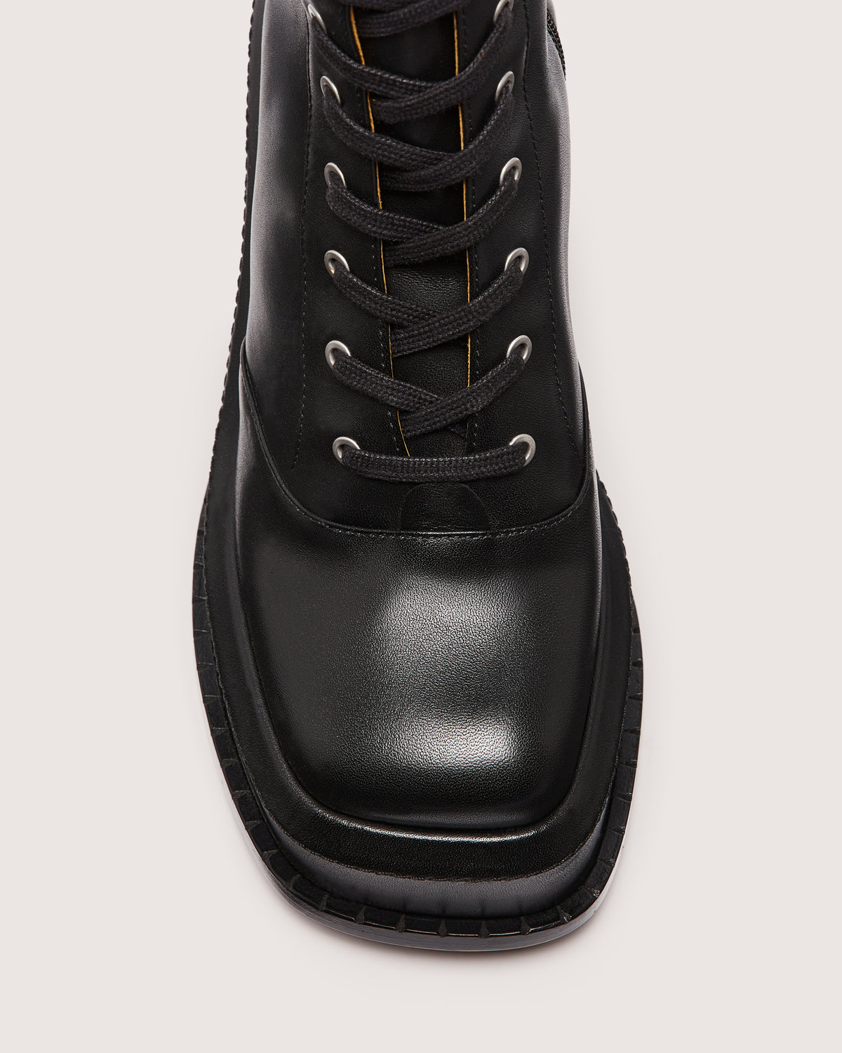 Theda Platform Boot