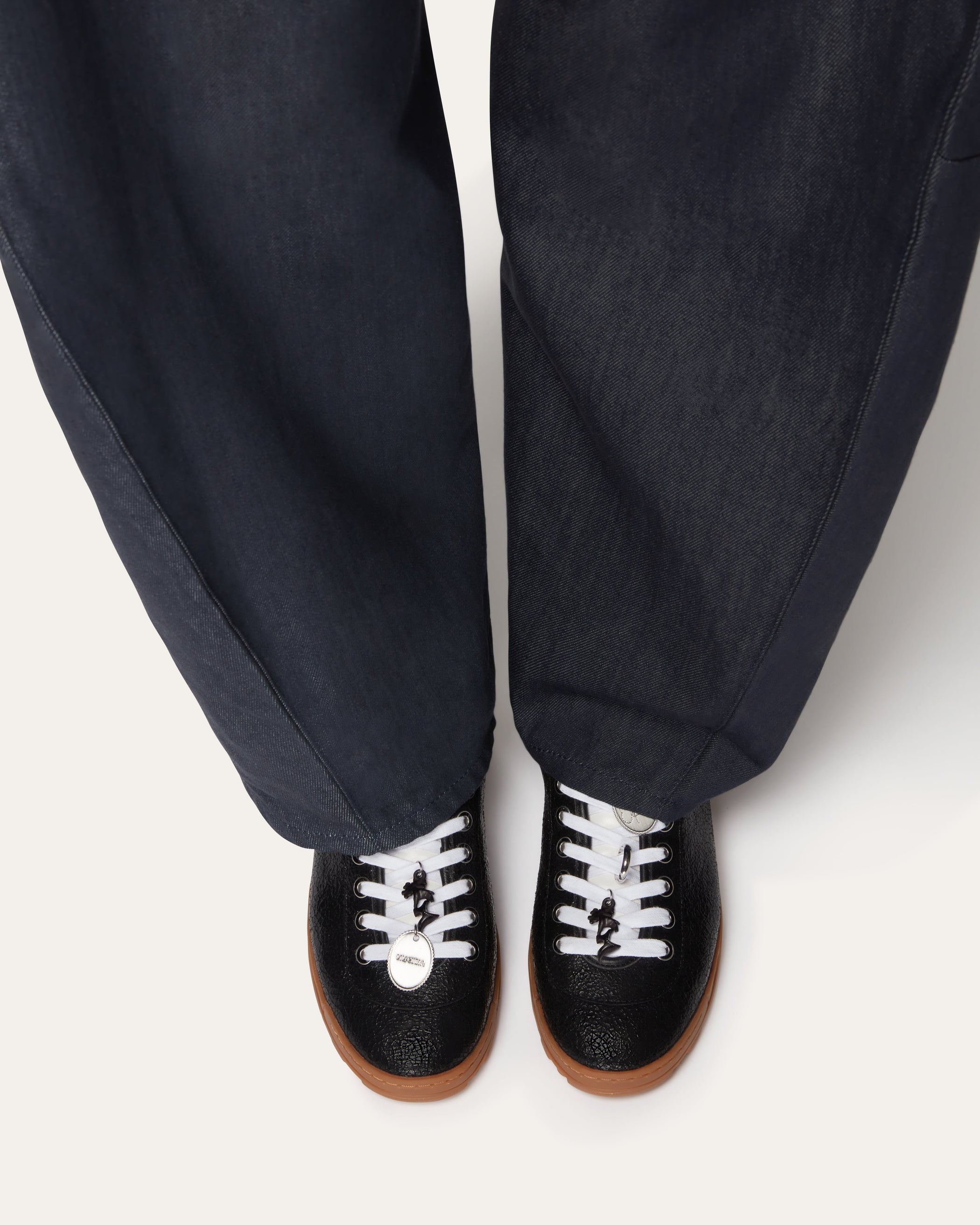 June Lace up Sneaker