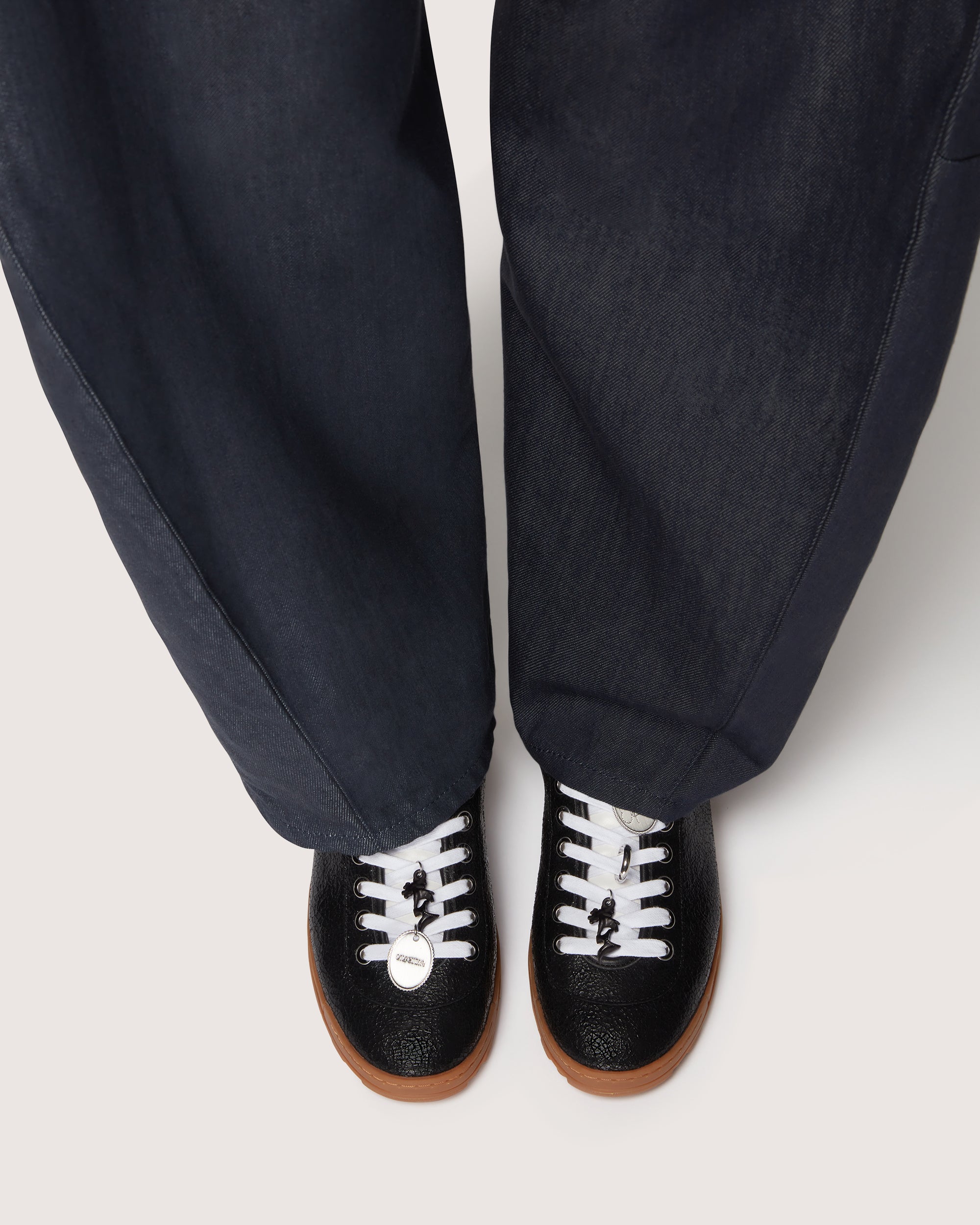 June Lace up Sneaker