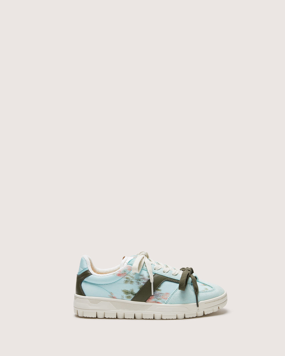 Colette Sneaker